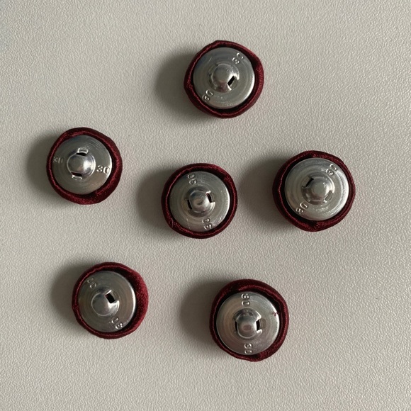 6 .5 inch Handmade burgundy satin buttons - Picture 2 of 6